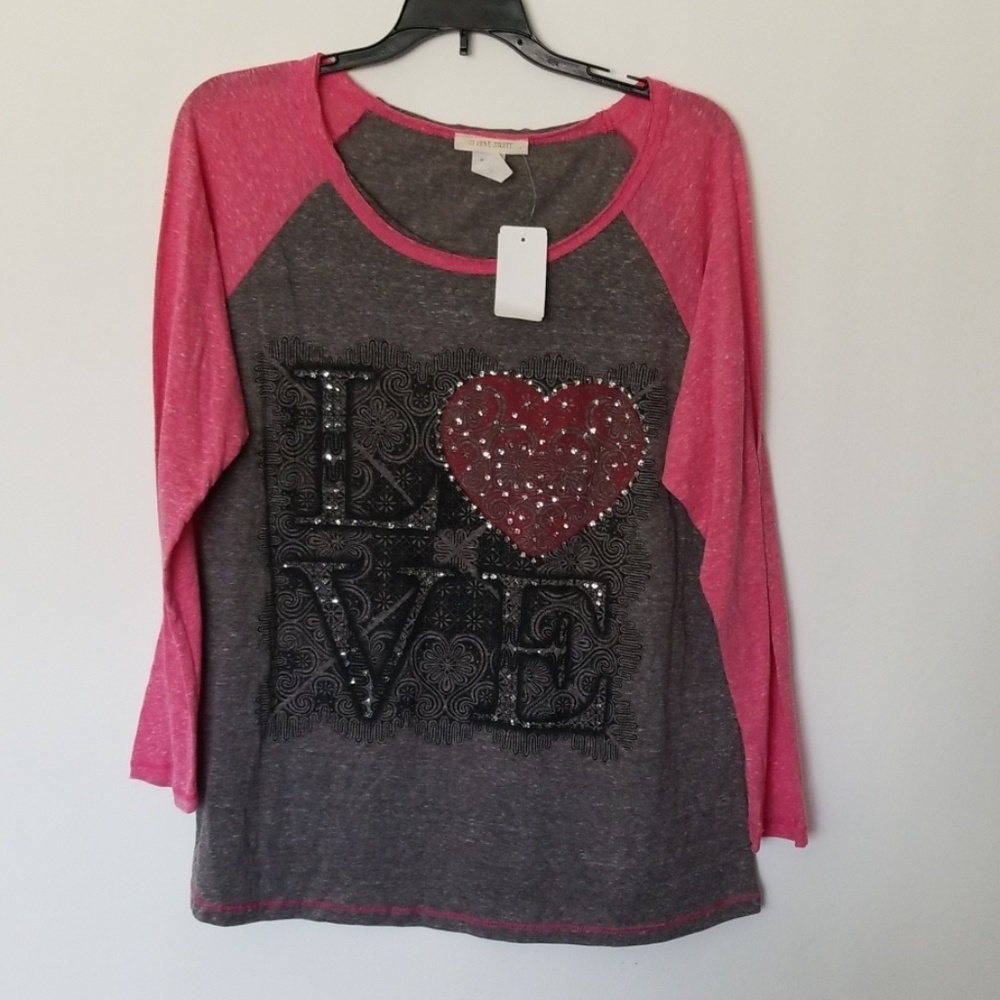 NWT 23 Love Street long sleeved TShirt
